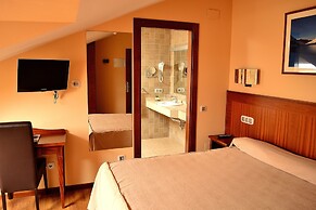 Hotel La Colina