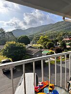 Meadowlark Motel with Restaurant & Bar