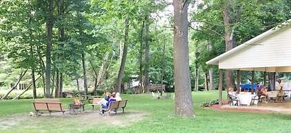 Meadowlark Motel with Restaurant & Bar