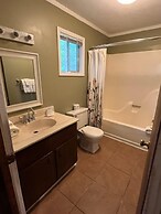 Meadowlark Motel with Restaurant & Bar