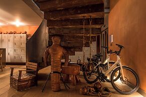 Brach Paris - Evok Collection