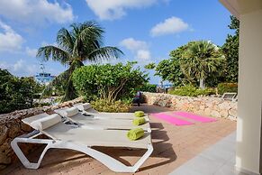 Ocean Resort Villa Condor