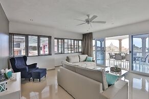 Luxury Villa With Pool in Jan Thiel