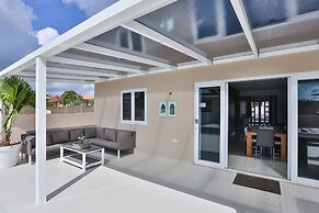 Luxury Villa With Pool in Jan Thiel