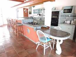 Luxurious Villa with Great Sea View