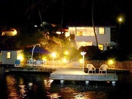 Luxury 3 bedroom Villa at Water's Edge