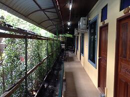 BC guesthouse Si Phraya