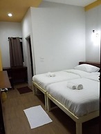 BC guesthouse Si Phraya