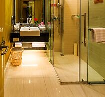 Vilu Reef International Hotel