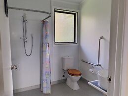 Purple Hen Country Lodge
