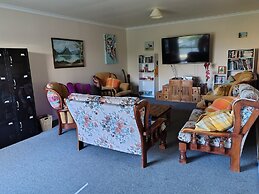 Purple Hen Country Lodge