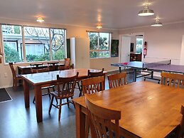 Purple Hen Country Lodge