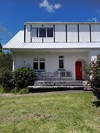 Purple Hen Country Lodge