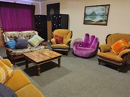 Purple Hen Country Lodge