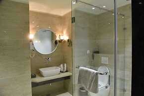 Pride Hotel & Convention Centre Indore