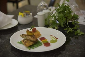 Pride Hotel & Convention Centre Indore