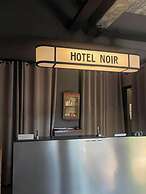 Hotel Noir