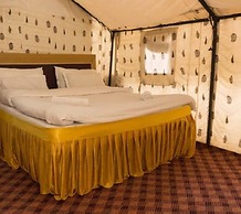 Royal Deluxe Camp
