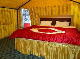 Royal Deluxe Camp