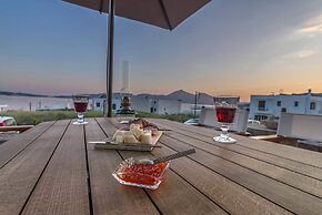 The Millers House Adamas Sea View