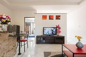 Tananza Resort and Homestay Phuket