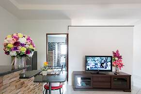 Tananza Resort and Homestay Phuket