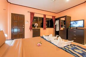 Tananza Resort and Homestay Phuket