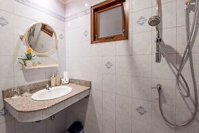 Tananza Resort and Homestay Phuket