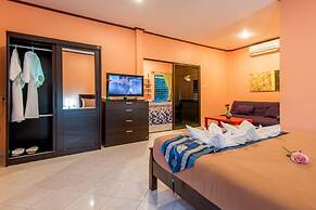 Tananza Resort and Homestay Phuket