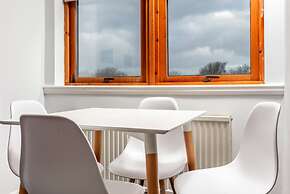 Prestwick Central - Donnini Apartment