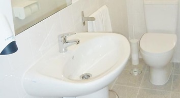 Peneco Albufeira GuestHouse - Hostel