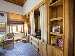 Birgi Hotel Saliha Hanim Tas Konak