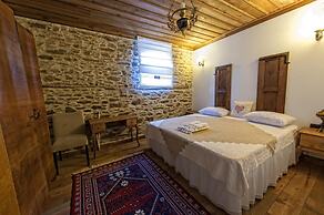 Birgi Hotel Saliha Hanim Tas Konak