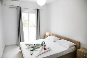 Iridanos Apartments