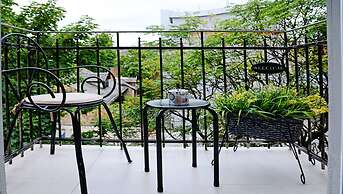 Flowers City Center Apartments