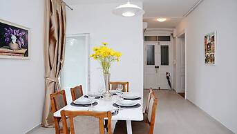 Flowers City Center Apartments