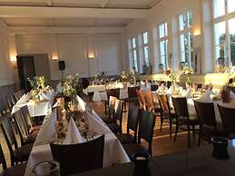 Parkhotel Putbus(Adults Only)