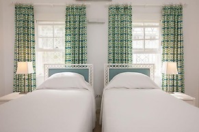 Wag Water Villa, Ocho Rios 3BR