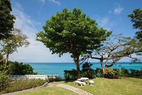 Wag Water Villa, Ocho Rios 3BR