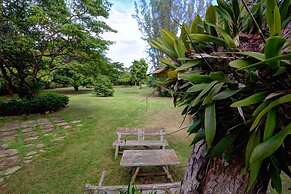 Sea Haven - Discovery Bay 2BR