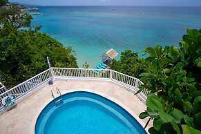 Scotch on the Rocks-Ocho Rios 5BR