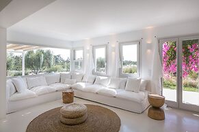 Seven Santa Maria Paros Boutique Hotel