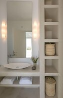 Seven Santa Maria Paros Boutique Hotel