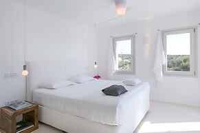 Seven Santa Maria Paros Boutique Hotel