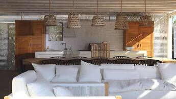 Seven Santa Maria Paros Boutique Hotel