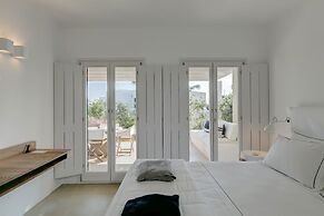 Seven Santa Maria Paros Boutique Hotel