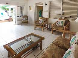 Sea Spray 50 Steps to the Sea, Silver Sands, 3 BR