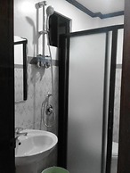 Vali-Joe Travel Lodge