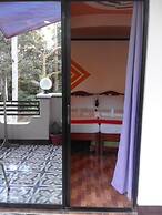 Vali-Joe Travel Lodge