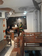 Vali-Joe Travel Lodge